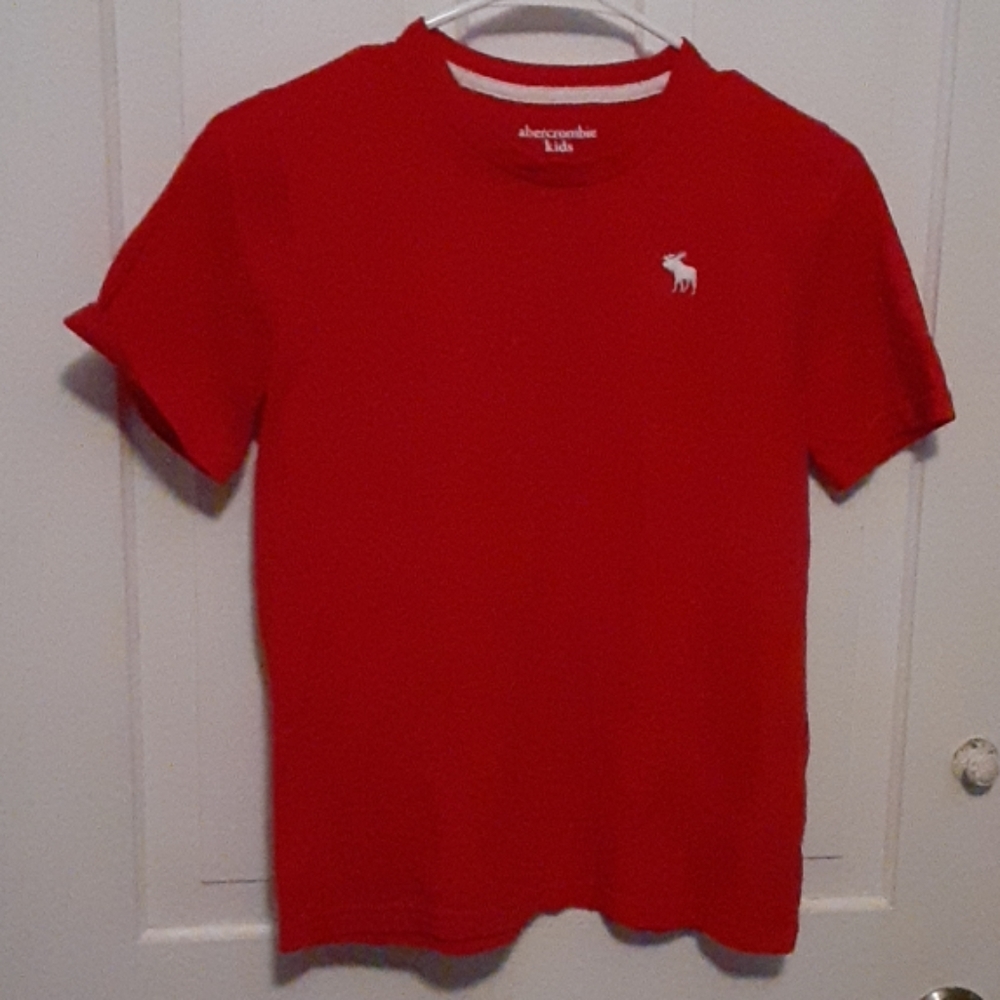 Abercrombie kids t shirt
